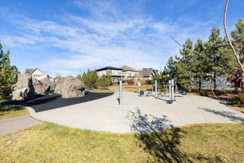 26 Marquis Heights Se, Calgary, AB - Outdoor