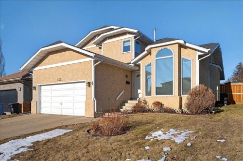 137 Woodbrook Road Sw, Calgary, AB - Outdoor