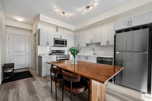 6408-15 Sage Meadows Landing NW Calgary, AB T3P 1E5