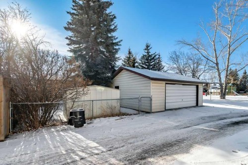 107 Lock Crescent, Okotoks, AB - Outdoor