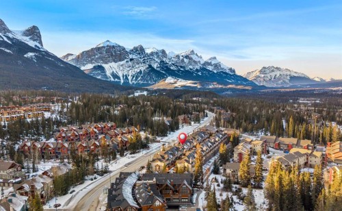 201-85 Dyrgas Gate, Canmore, AB - Outdoor With View
