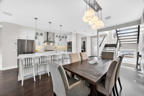 1410 21 Avenue Nw, Calgary, AB - Indoor Photo Showing Dining Room