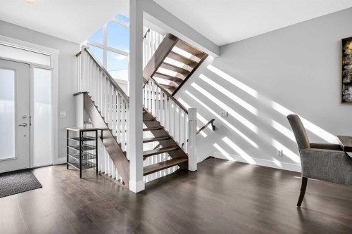 1410 21 Avenue Nw, Calgary, AB - Indoor Photo Showing Other Room