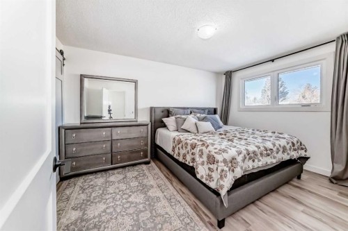 216 Pinecrest Crescent Ne, Calgary, AB 