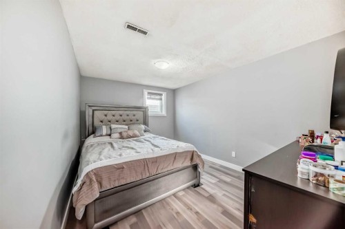 216 Pinecrest Crescent Ne, Calgary, AB 