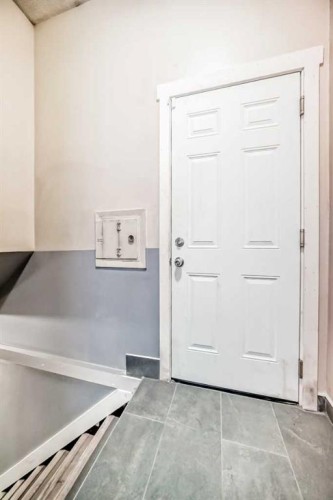 216 Pinecrest Crescent Ne, Calgary, AB 