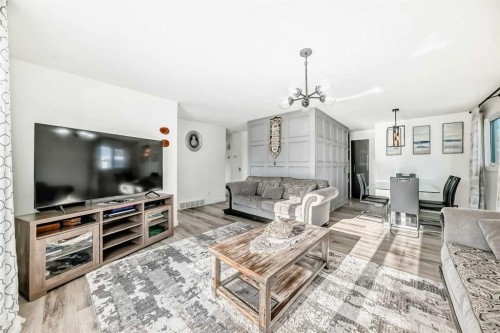 216 Pinecrest Crescent Ne, Calgary, AB 