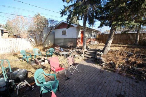 3824 Brantford Drive Nw, Calgary, AB - Outdoor