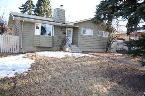 3824 Brantford Drive Nw, Calgary, AB - Outdoor