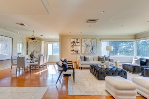3N-222 Eagle Ridge Drive Sw, Calgary, AB - Indoor Photo Showing Living Room