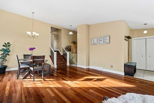 1343 Berkley Drive Nw, Calgary, AB - Indoor