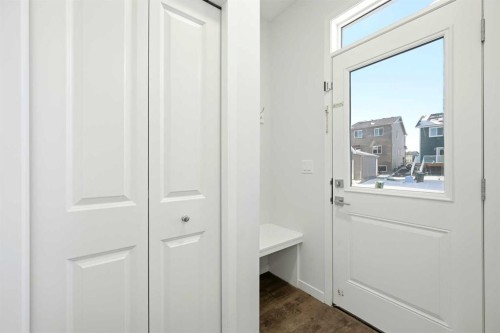 185 Edith Green Nw, Calgary, AB - Indoor Photo Showing Other Room