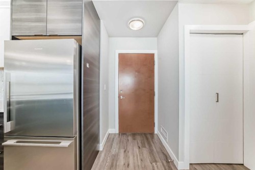 3210-95 Burma Star Road Sw, Calgary, AB - Indoor