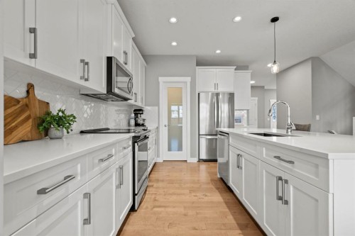 85 Mount Rae Heights, Okotoks, AB 