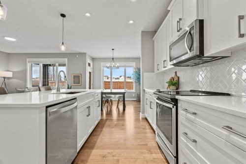 85 Mount Rae Heights, Okotoks, AB 