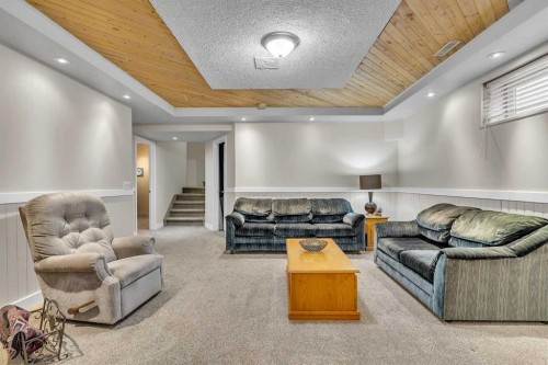 103 Panamount Crescent Nw, Calgary, AB - Indoor