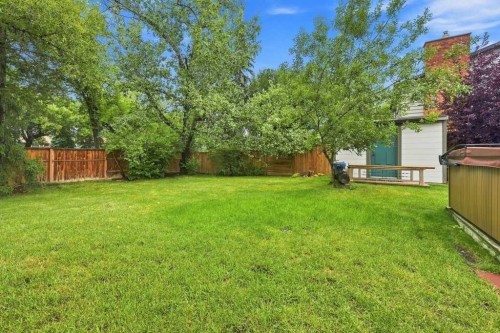 6 Varcourt Place Nw, Calgary, AB - Outdoor
