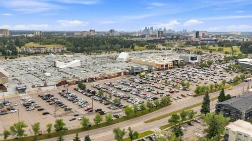6 Varcourt Place Nw, Calgary, AB - Outdoor With View
