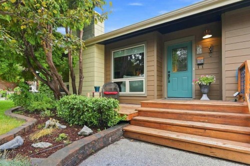 6 Varcourt Place Nw, Calgary, AB - Outdoor With Deck Patio Veranda With Exterior