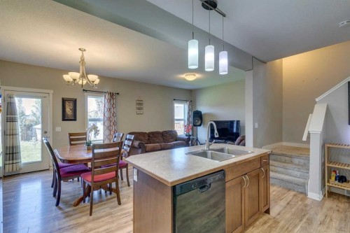 43 Sunrise Crescent Ne, High River, AB - Indoor