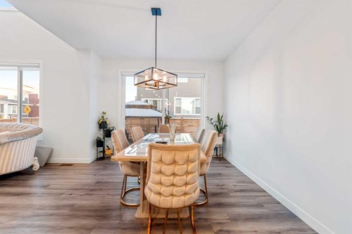 208 Dawson Circle, Chestermere, AB - Indoor Photo Showing Dining Room