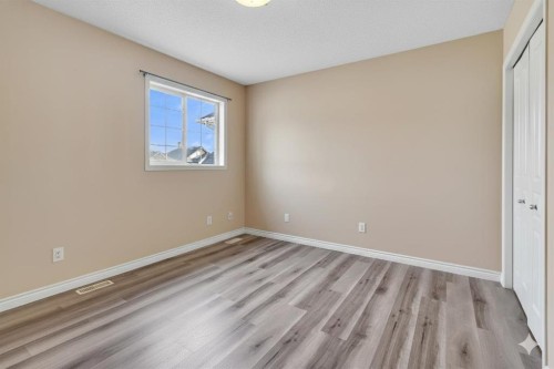 60 Sherwood Way Nw, Calgary, AB - Indoor Photo Showing Other Room