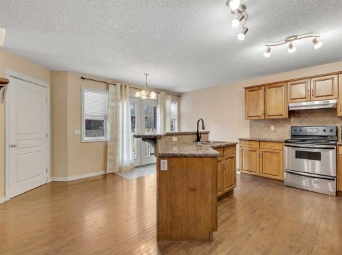 60 Sherwood Way Nw, Calgary, AB - Indoor Photo Showing Kitchen