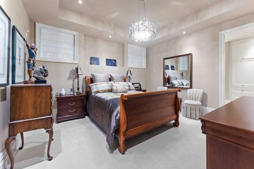 1020 Bel-Aire Drive, Calgary, AB - Indoor Photo Showing Bedroom