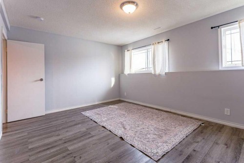 6182 Orr Drive, Red Deer, AB - Indoor Photo Showing Other Room
