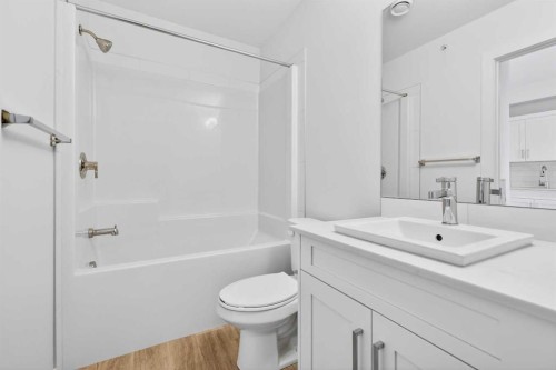 411-40 Sage Hill Walk Nw, Calgary, AB - Indoor Photo Showing Bathroom
