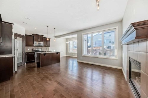58 Sherwood Street Nw, Calgary, AB - Indoor Photo Showing Kitchen With Stainless Steel Kitchen With Upgraded Kitchen