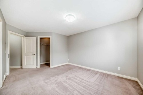 58 Sherwood Street Nw, Calgary, AB - Indoor Photo Showing Other Room