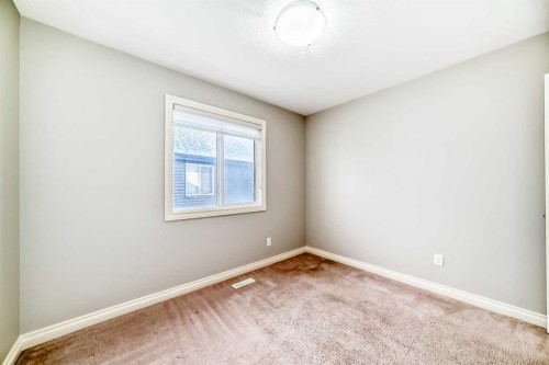 58 Sherwood Street Nw, Calgary, AB - Indoor Photo Showing Other Room