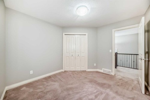 58 Sherwood Street Nw, Calgary, AB - Indoor Photo Showing Other Room