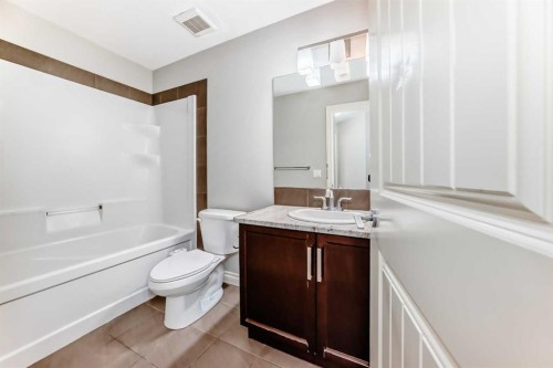 58 Sherwood Street Nw, Calgary, AB - Indoor Photo Showing Bathroom