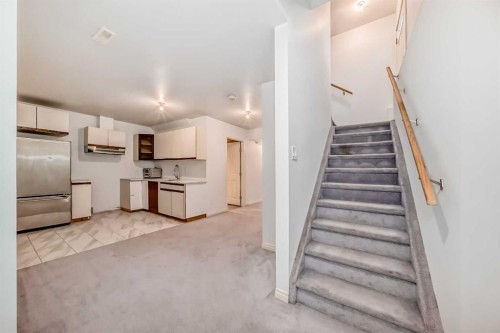 58 Sherwood Street Nw, Calgary, AB - Indoor Photo Showing Kitchen