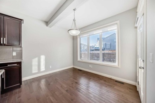 58 Sherwood Street Nw, Calgary, AB - Indoor