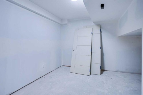 94 Martindale Boulevard Ne, Calgary, AB - Indoor Photo Showing Other Room