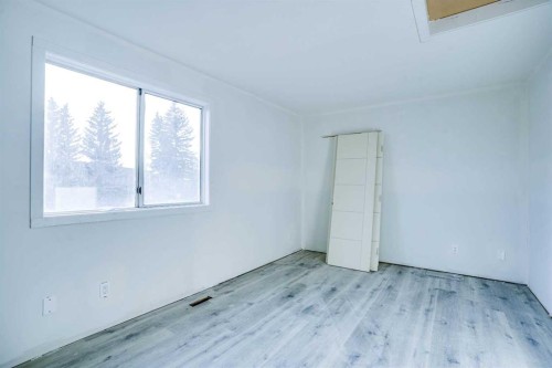 94 Martindale Boulevard Ne, Calgary, AB - Indoor Photo Showing Other Room