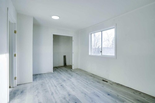 94 Martindale Boulevard Ne, Calgary, AB - Indoor Photo Showing Other Room