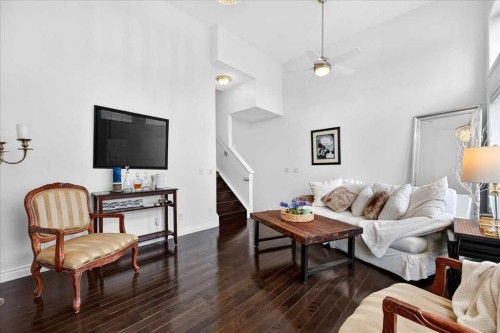3 Tucker Circle, Okotoks, AB - Indoor Photo Showing Living Room
