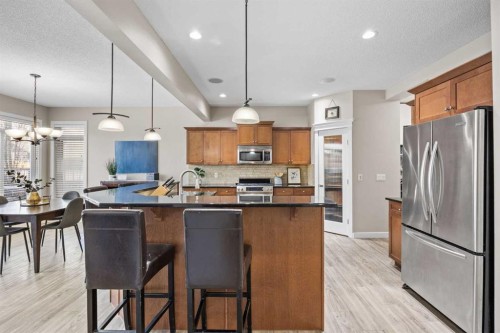 202 Royal Oak Heath Nw, Calgary, AB - Indoor Photo Showing Kitchen