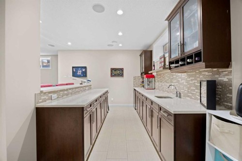 202 Royal Oak Heath Nw, Calgary, AB - Indoor Photo Showing Kitchen