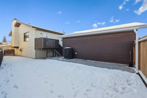 14 Glenhill Crescent, Cochrane, AB - Outdoor With Exterior