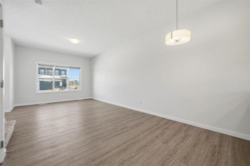 292 Cornerbrook Drive Ne, Calgary, AB - Indoor