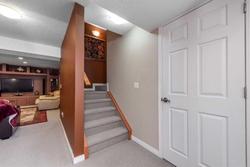 212 Silverado Range Heights Sw, Calgary, AB - Indoor Photo Showing Other Room