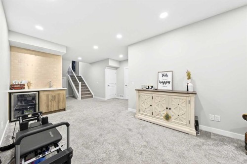 13 Cranbrook Close Se, Calgary, AB - Indoor