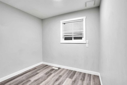 6081 Martingrove Road Ne, Calgary, AB - Indoor Photo Showing Other Room