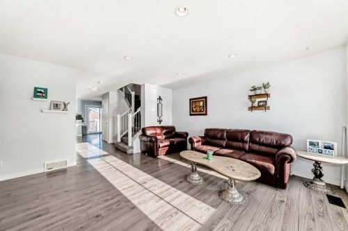 366 Auburn Bay Avenue Se, Calgary, AB - Indoor Photo Showing Living Room