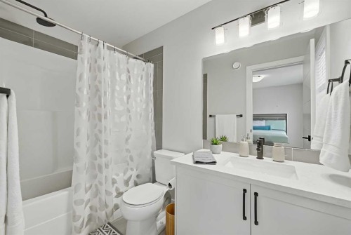 137 Sage Meadows Gardens Nw, Calgary, AB - Indoor Photo Showing Bathroom